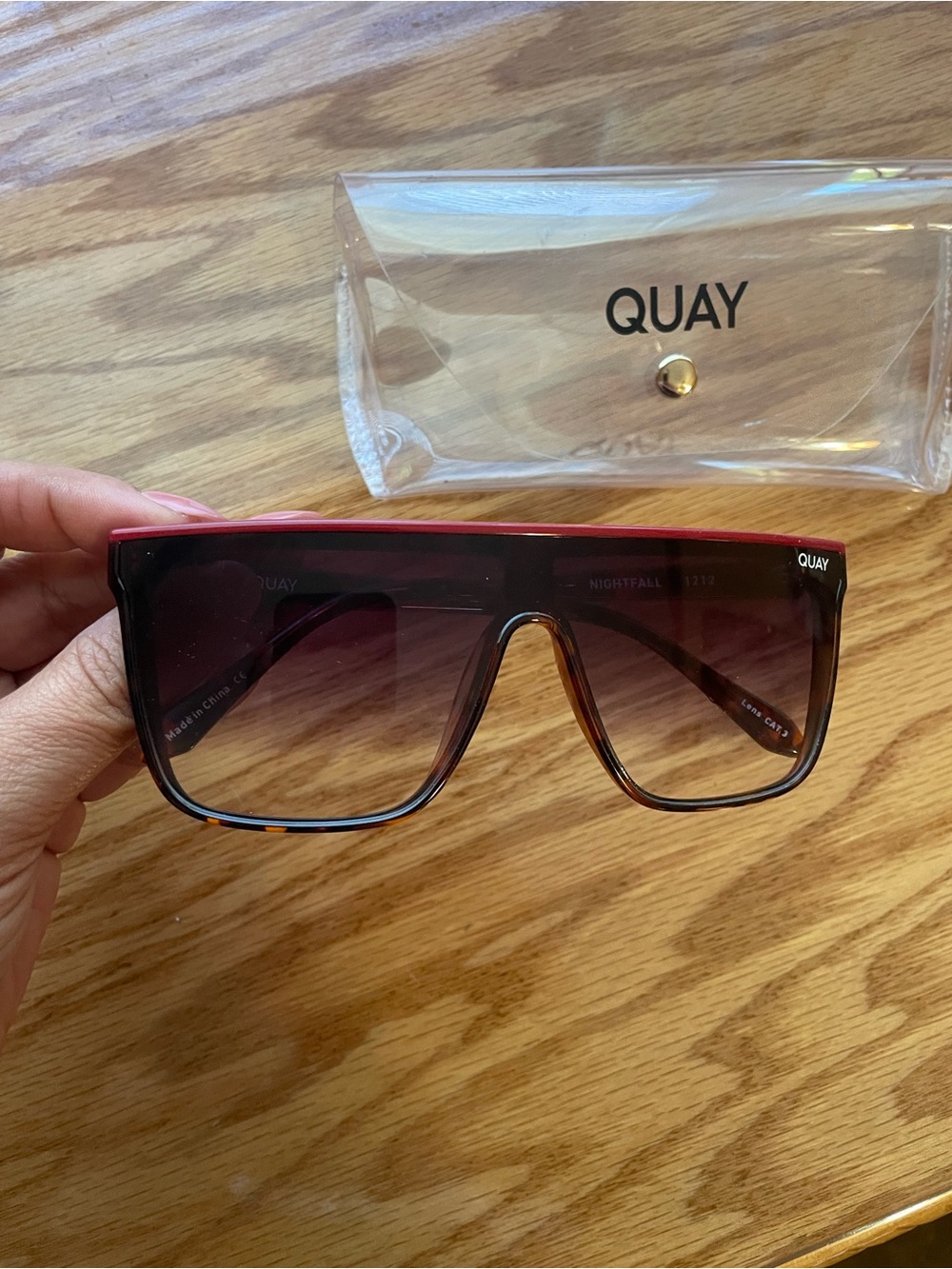 Quay Nightfall Red Top Tortoise Shell Sunglasses - Picture 7 of 15